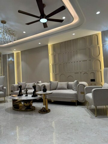 Living Room in 2 BHK Villa at Connaught Place – for Rent