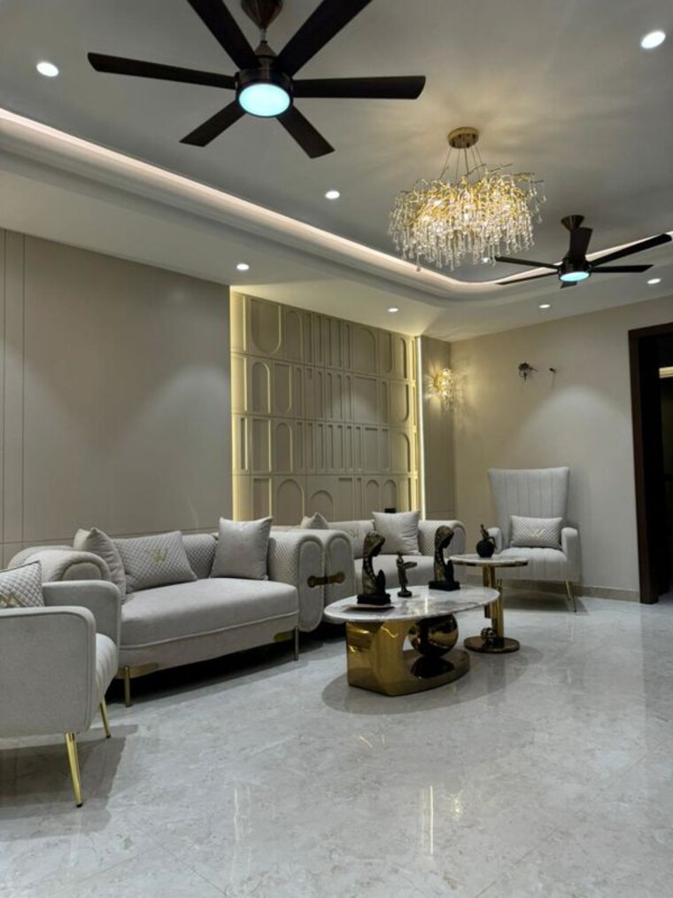 Living Room, connaught place 2 Bedroom 2750 Sq.Ft. Villa In Connaught Place Delhi 9790771