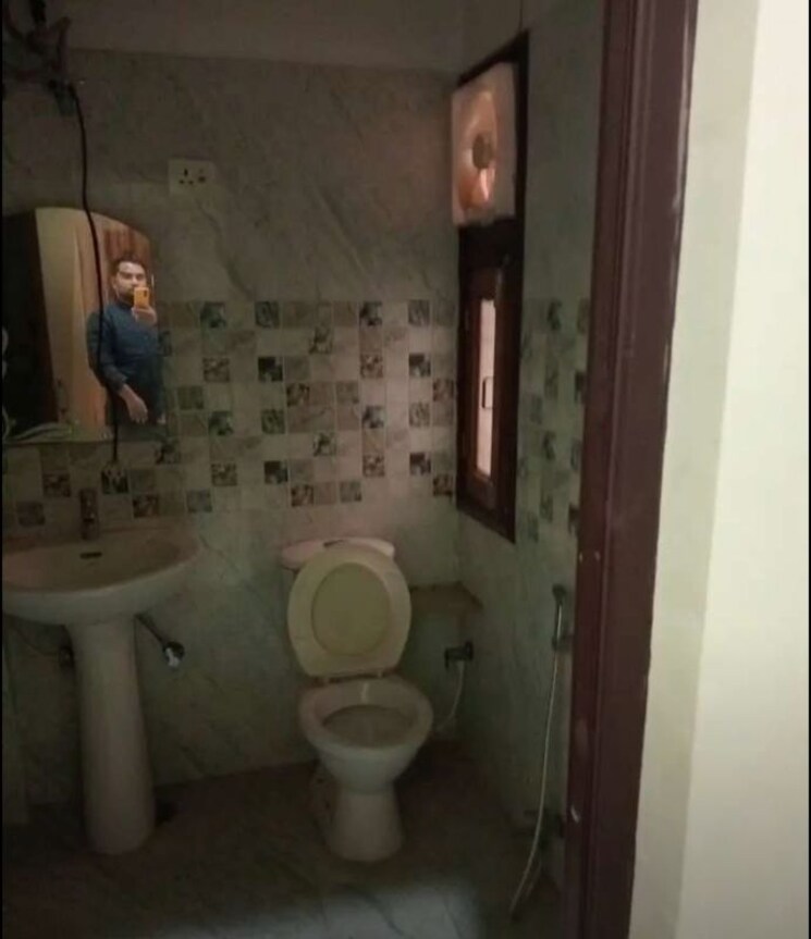 Bathroom, gomti nagar 3 Bedroom 2100 Sq.Ft. Apartment In Gomti Nagar Lucknow 9790933