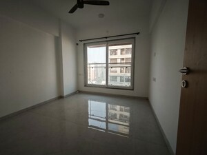 Bedroom in 2 BHK Apartment at Vaibhavlaxmi Queens Glory, Chembur – for Rent