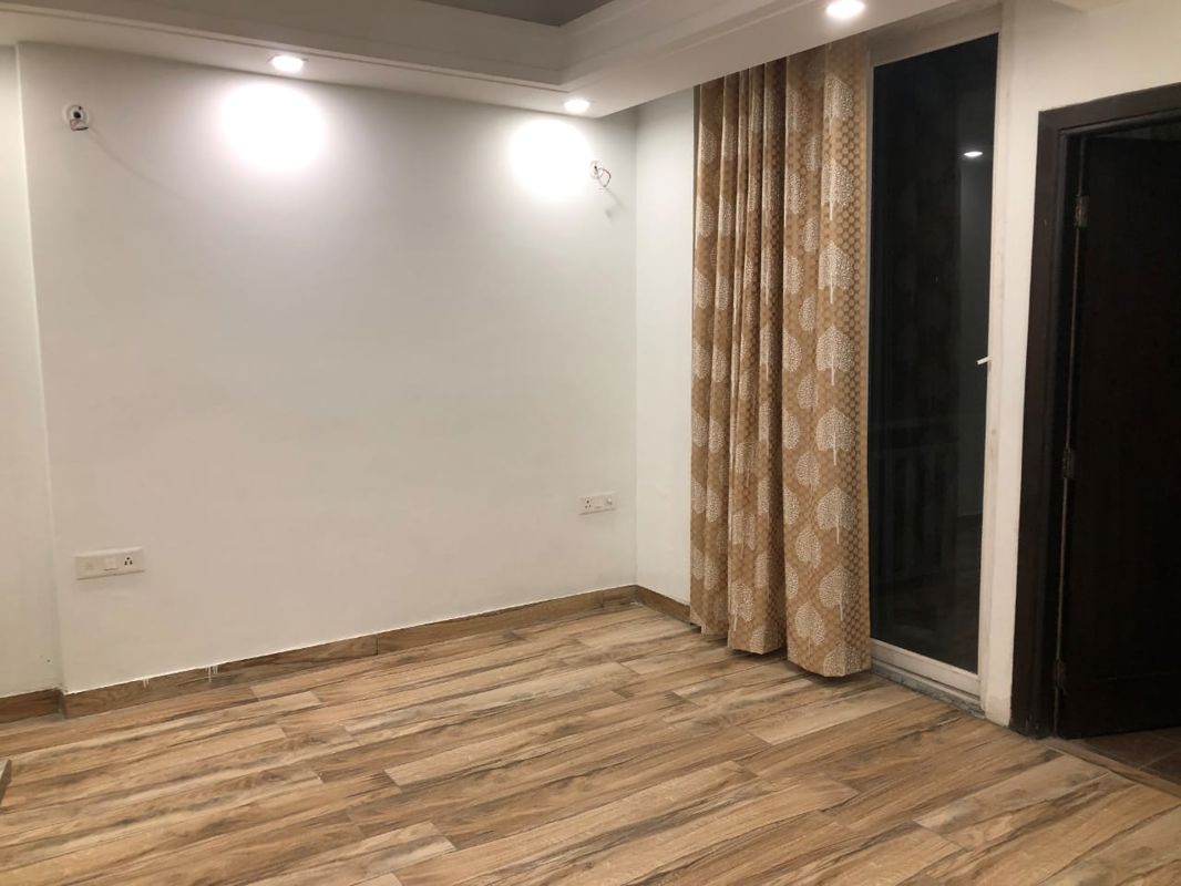 3 BHK Builder Floor For Sale in Mansarovar