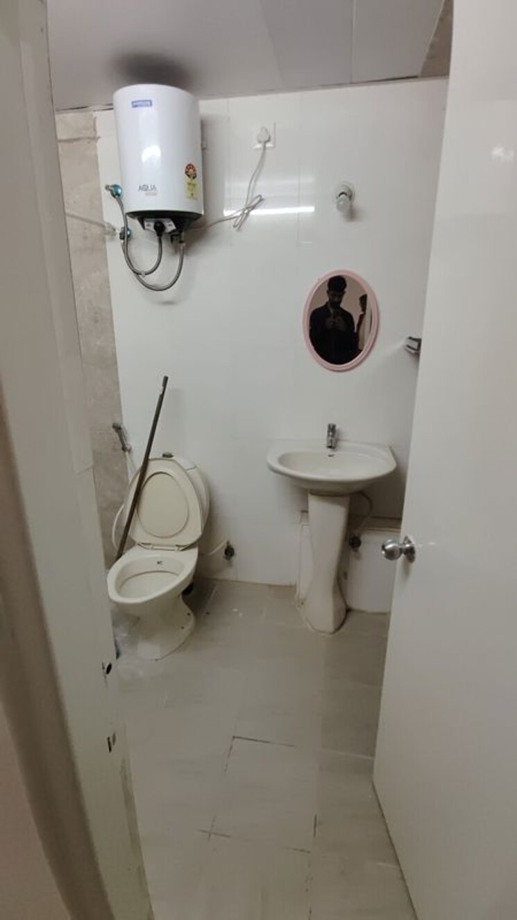 Bathroom, ncc-nagarjuna-meadows 2 Bedroom 1300 Sq.Ft. Apartment In Yelahanka Bangalore 9791025