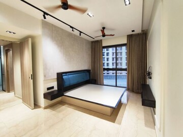 Bedroom in 3 BHK Apartment at Lodha Sterling, Kolshet Road – for Sale