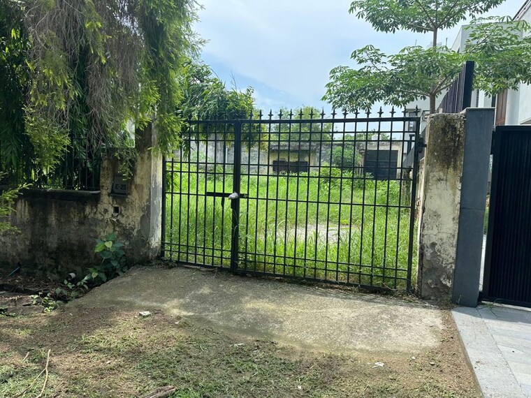 undefined, chi iv greater noida  537 Sq.Yd. Plot In Chi Iv Greater Noida Greater Noida 9790667