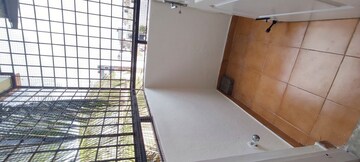 Room in 2 BHK Builder Floor at Sri Sai Elite, Btm Layout – for Rent