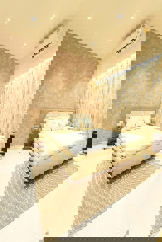 6+ BHK Independent House For Sale in Sector 8