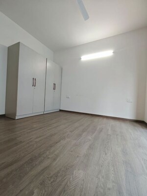 Room in 3 BHK Apartment at Birla Navya, Sector 63a – for Rent