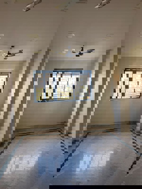 2 BHK Apartment For Rent in Pushpanjali Apartment Prabhadevi