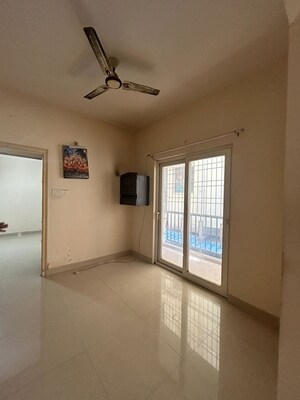 Room in 2 BHK Apartment at Hoysala Habitat, Yelahanka – for Rent