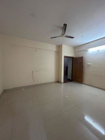 Room in 2 BHK Apartment at Hoysala Habitat, Yelahanka – for Rent