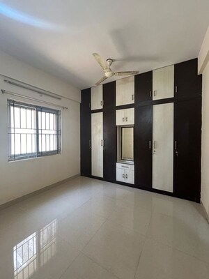 Room in 2 BHK Apartment at Hoysala Habitat, Yelahanka – for Rent