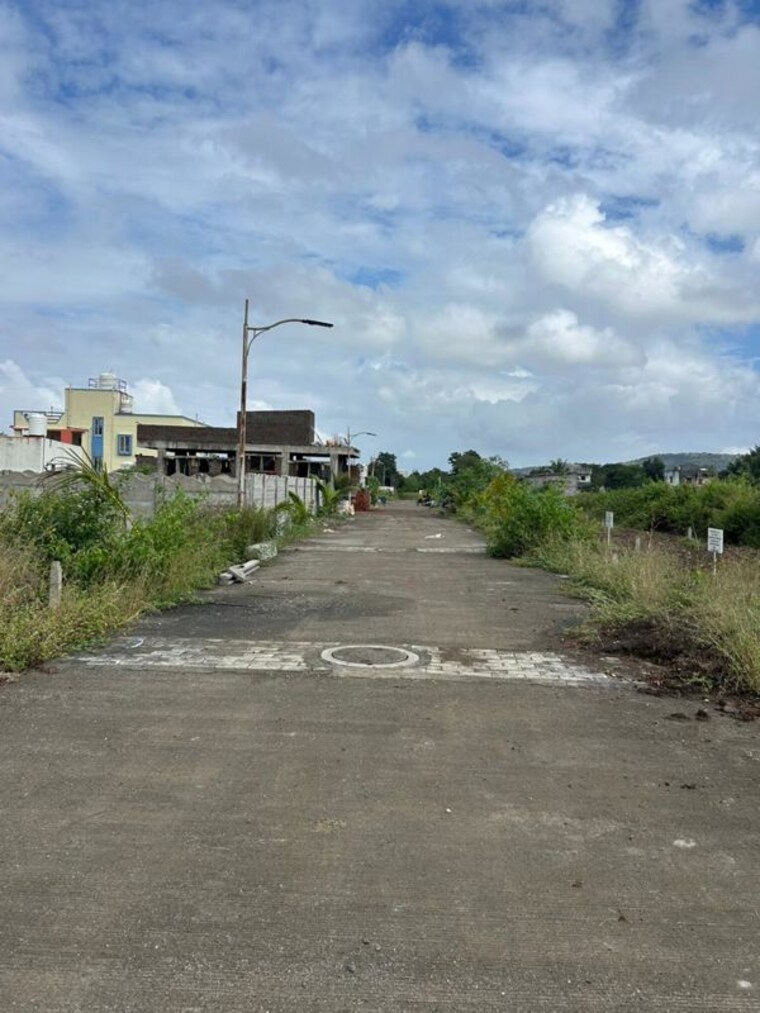 undefined, hrt-lake-view  1076 Sq.Ft. Plot In Kasarsai Pune 9791108