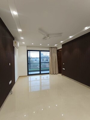 2 BHK Builder Floor For Sale in Smart World Orchard, Sector 61