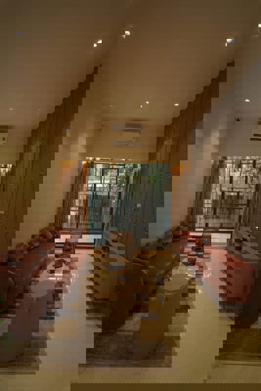 6+ BHK Independent House For Sale in Sector 8