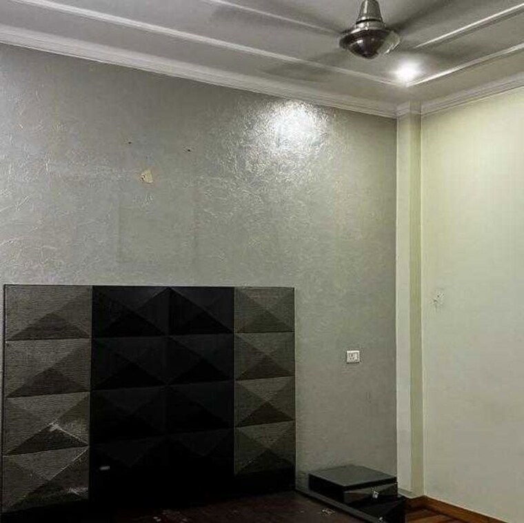 undefined, prashant vihar 3 Bedroom 200 Sq.Yd. Builder Floor In Prashant Vihar Delhi 9791166