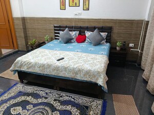 Room in  Pg at Sector 70 – for Rent