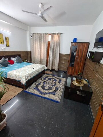 Room in  Pg at Sector 70 – for Rent