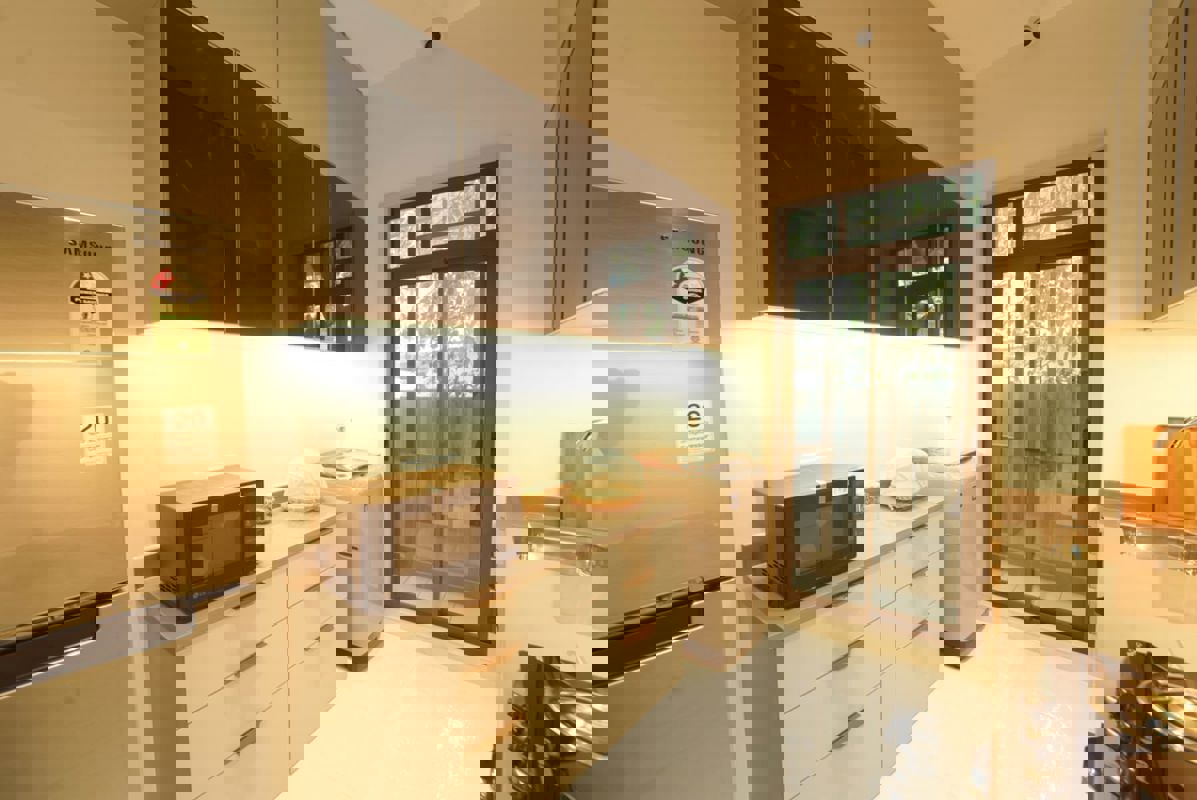 6+ BHK Independent House For Sale in Sector 8