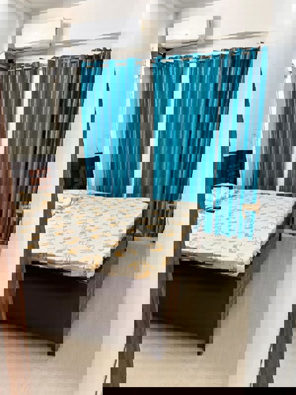 1 BHK + Extra Room Apartment For Rent in Sector 14 Dwarka