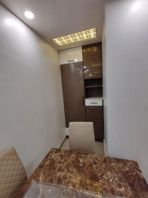 Room in 3 BHK Apartment at Sector 6 Dwarka – for Rent