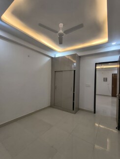 2 BHK Builder Floor For Sale in RWA Apartments Sector 73