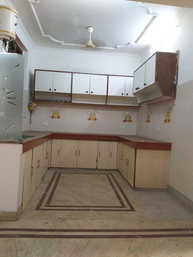 Kitchen, maharani bagh 4 Bedroom 506 Sq.Yd. Independent House In Maharani Bagh Delhi 9791216
