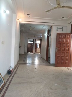 4 BHK + Pooja Room,Servant Room,Study Room,Extra Room Independent House For Sale in Maharani Bagh