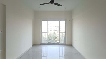Room in 2.5 BHK Apartment at Chembur – for Sale