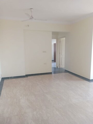 Room in 2 BHK Apartment at Hiranandani Avalon, Powai – for Rent