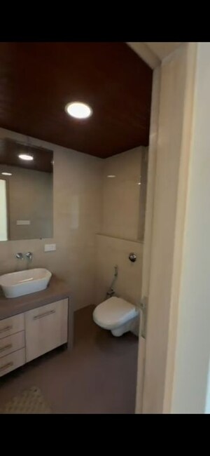 Master Bedroom in 3 BHK Apartment at Bandra West – for Rent