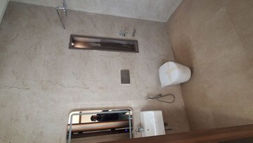 Furnished Amenities in 3 BHK Apartment at Sector 82 – for Sale