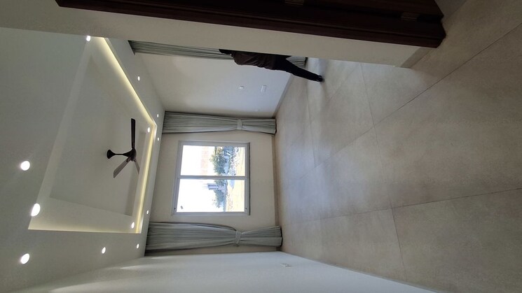 Room, sector 82 3 Bedroom 1900 Sq.Ft. Apartment In Sector 82 Faridabad 9791477