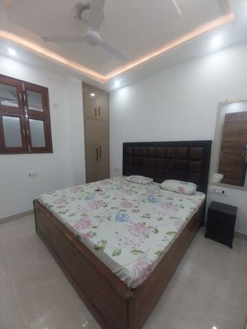 Bedroom in 2 BHK Apartment at Apex Anuradha Apartments, Paschim Vihar – for Rent