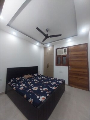 Bedroom in 2 BHK Apartment at Apex Anuradha Apartments, Paschim Vihar – for Rent