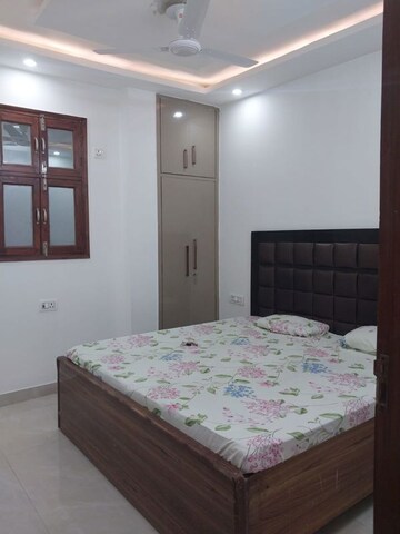 Bedroom in 2 BHK Apartment at Apex Anuradha Apartments, Paschim Vihar – for Rent