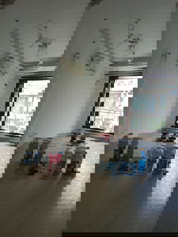 4 BHK + Pooja Room,Servant Room,Study Room,Extra Room Independent House For Sale in Maharani Bagh