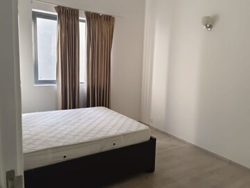 Bedroom in 2 BHK Apartment at Ireo Skyon, Sector 60 – for Rent