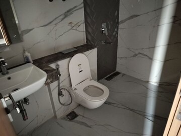 Bathroom in 3 BHK Apartment at M3M Heights, Sector 65 – for Rent