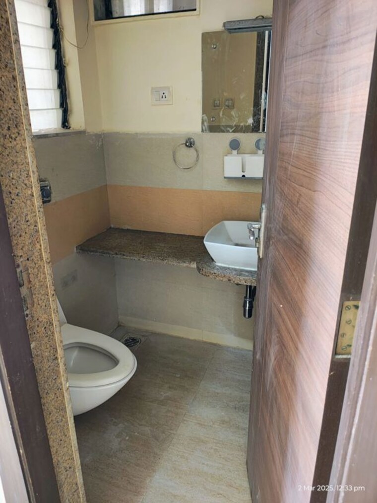 Bathroom, satellite-royale 2 Bedroom 1000 Sq.Ft. Apartment In Goregaon East Mumbai 9791467