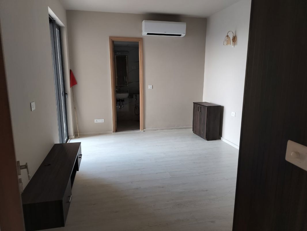 3 BHK + Servant Room,Study Room 2054 Sq.Ft. Apartment in M3M Heights