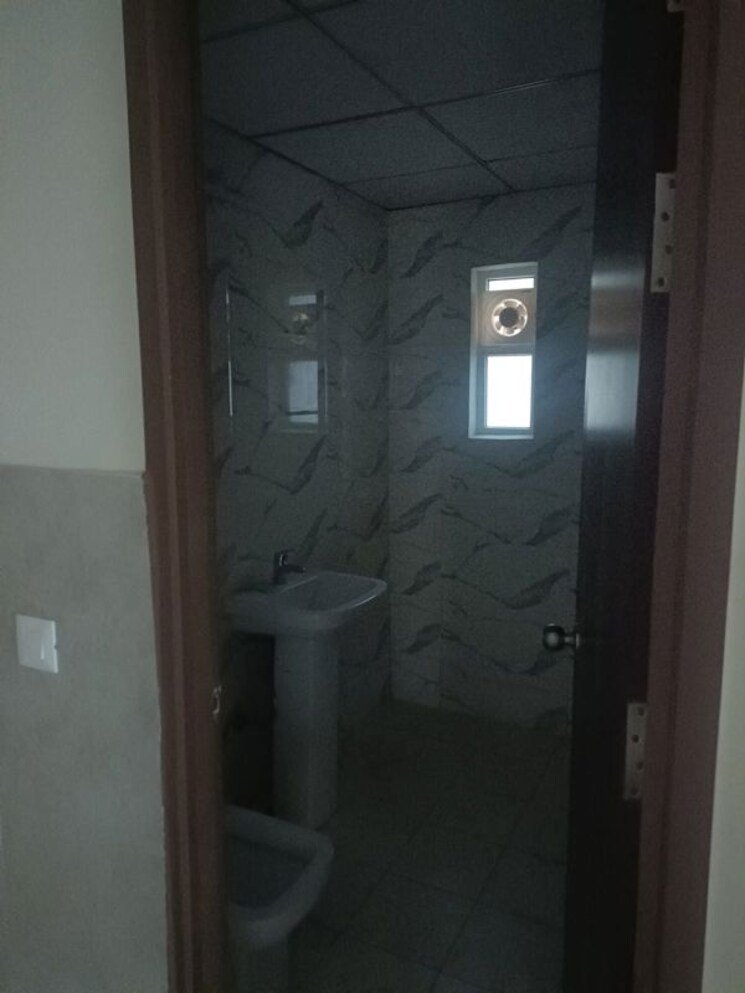Bathroom, gaur-city-6th-avenue 2 Bedroom 1175 Sq.Ft. Apartment In Sector 4 Greater Noida Greater Noida 9791465