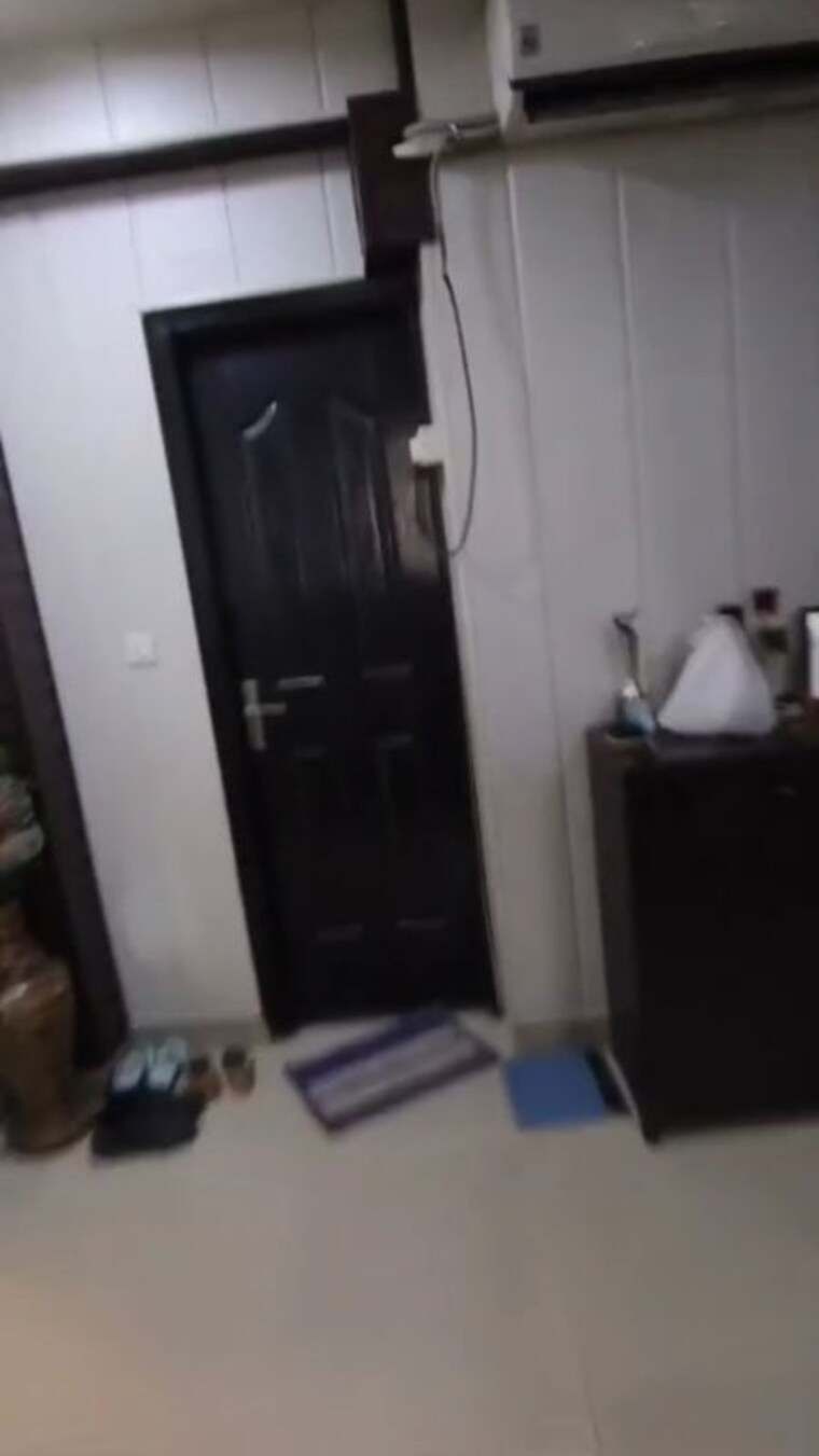 Bathroom, bulland-heights 3 Bedroom 1851 Sq.Ft. Apartment In Sain Vihar Ghaziabad 9791662