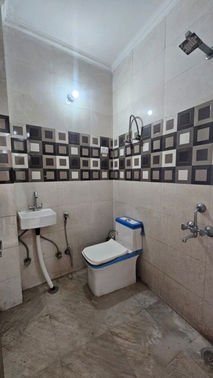 Team Area, saket 2 Bedroom 750 Sq.Ft. Builder Floor In Saket Delhi 9791663