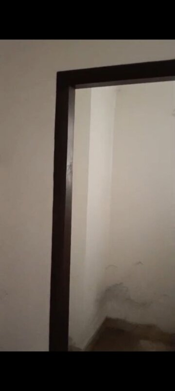 Building Lobby in 2 BHK Apartment at Dreamland Golf View City, Chipiyana Buzurg – for Sale