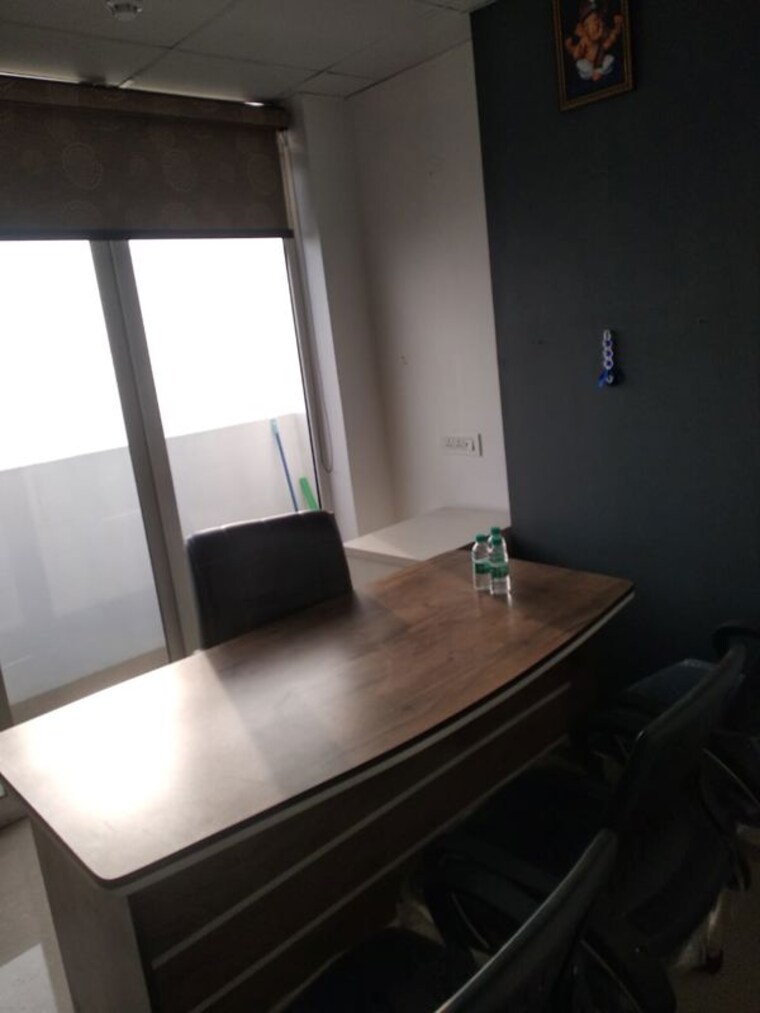 undefined, sushma-infinium Commercial Office Space 275 Sq.Ft. In Ghazipur Zirakpur 9791583