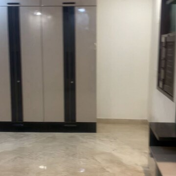 Room in 4 BHK Builder Floor at Deep Vihar – for Sale