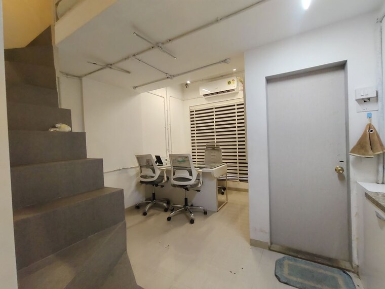 Team Area, neo-corporate-plaza Commercial Office Space 300 Sq.Ft. In Malad West Mumbai 9791762