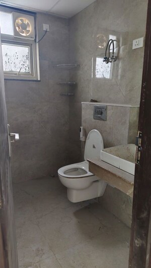 Bathroom in 2.5 BHK Builder Floor at BPTP Astaire Gardens, Sector 70a – for Rent