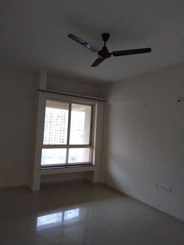 Room in 2 BHK Apartment at Nyati Equatorial II, Bavdhan – for Rent