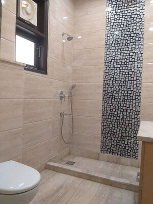 Bathroom in 6+ BHK Independent House at Maharani Bagh – for Sale